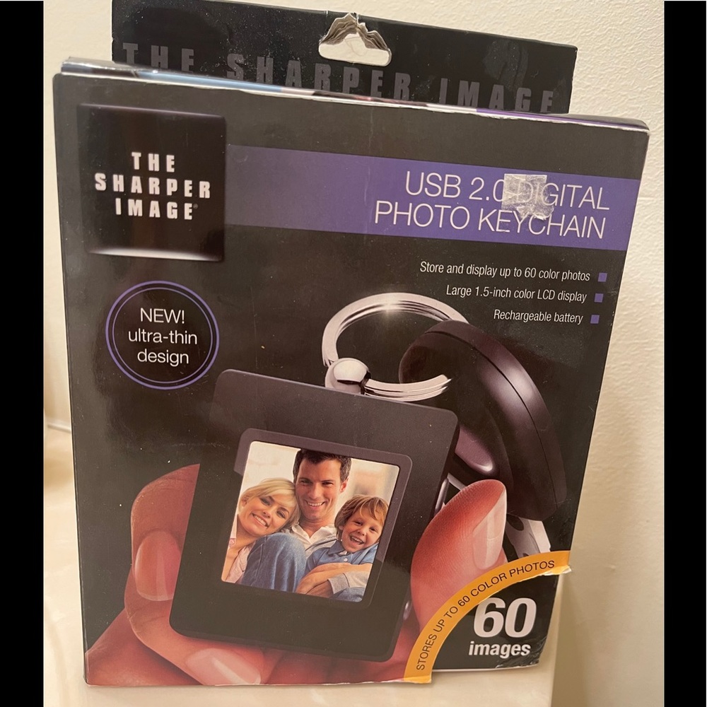 Sharper Image Digital Photo Key Chain